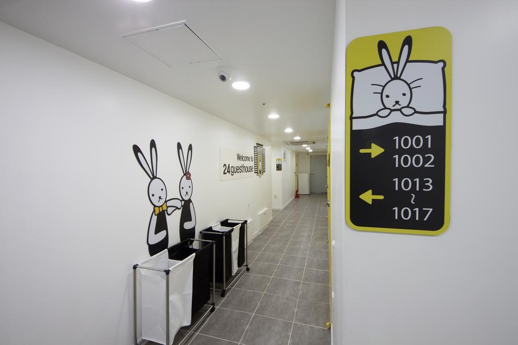24 Guesthouse Myeongdong Town Seul Zewnętrze zdjęcie