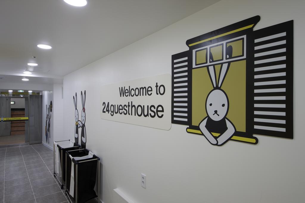 24 Guesthouse Myeongdong Town Seul Zewnętrze zdjęcie
