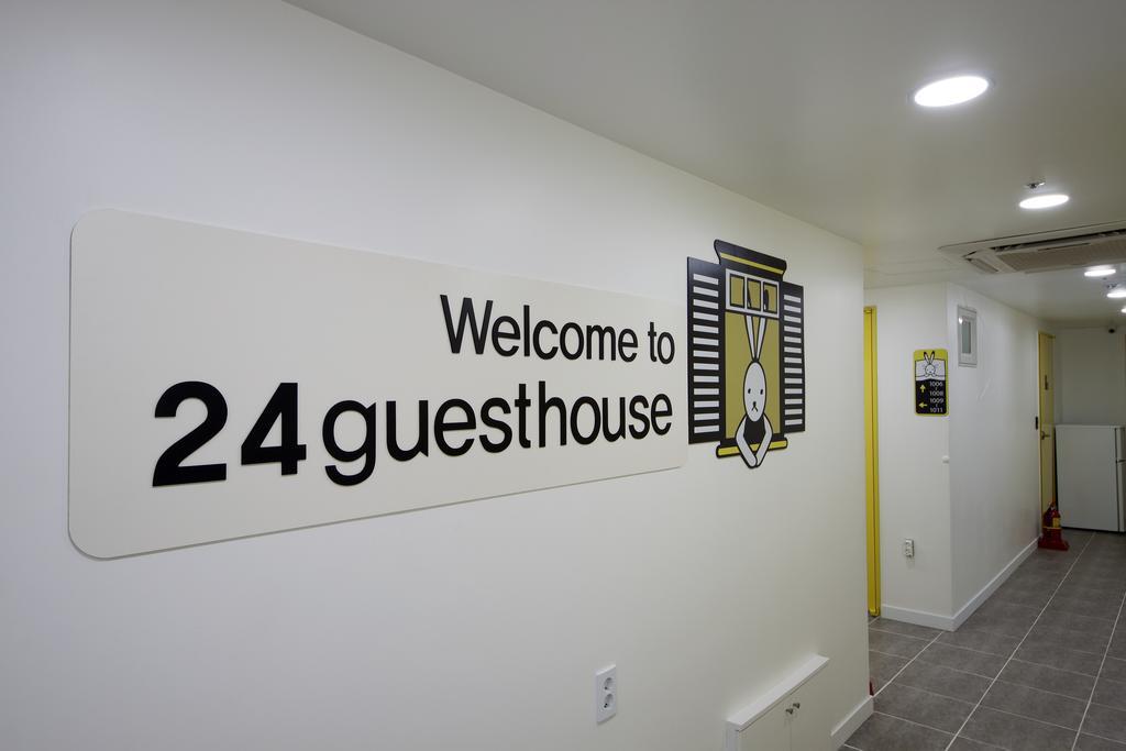 24 Guesthouse Myeongdong Town Seul Zewnętrze zdjęcie